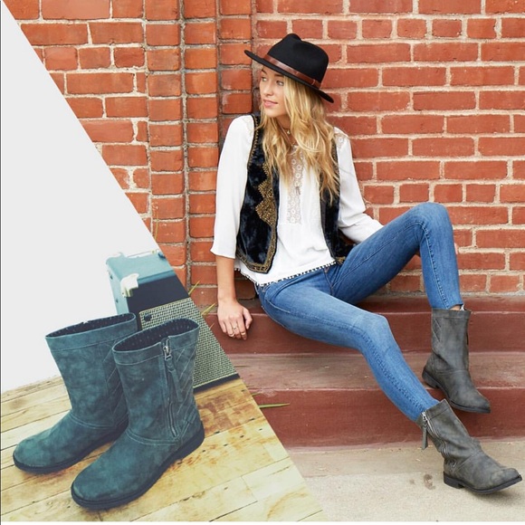 NIB Charcoal Distressed Quilted Back Detail Boots - Picture 4 of 8