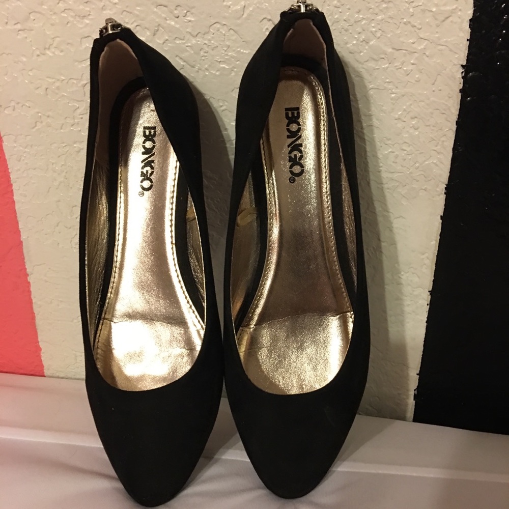 BONGO size 7 flats