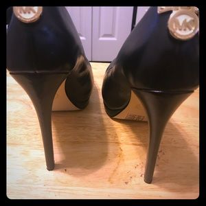 MK heels