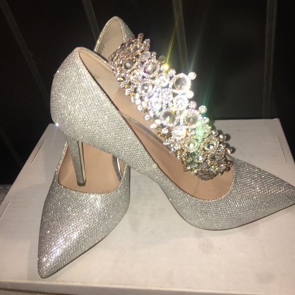 High Heels - Picture 2 of 3