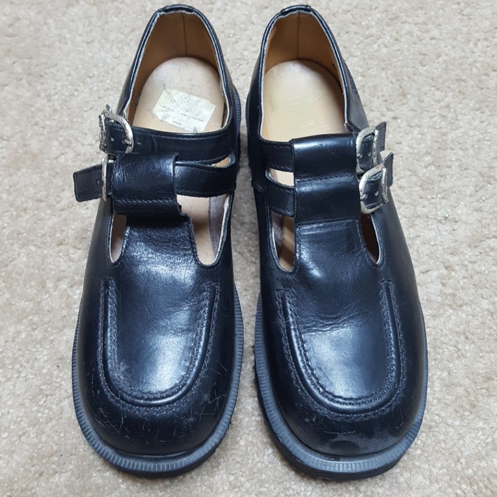 Dr. Airwair Martins"