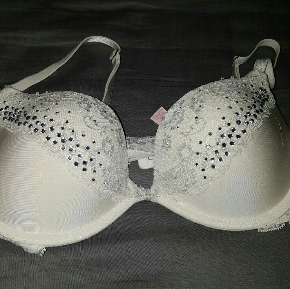 Victoria Secret bra