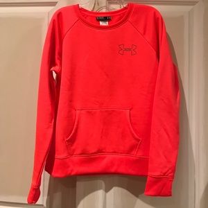 Under Armour sweat shirt.