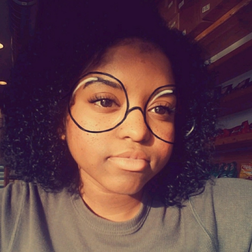 Meet your Posher, Caralee