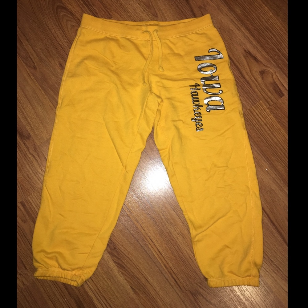 Capri sweatpants