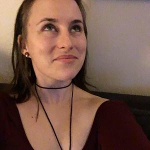 Meet your Posher, Claire