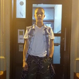 Meet your Posher, Jay