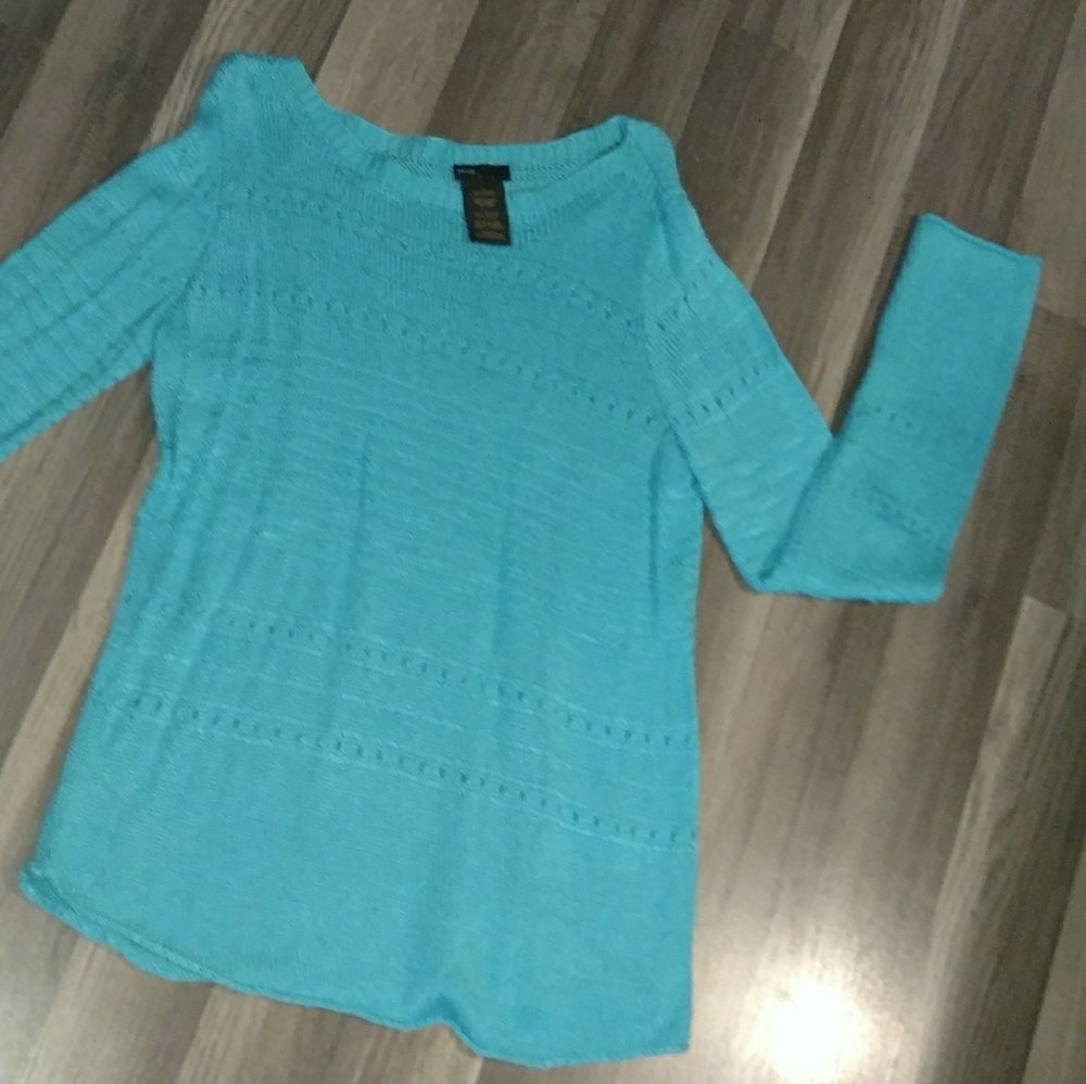 Pretty teal sweater, size large
