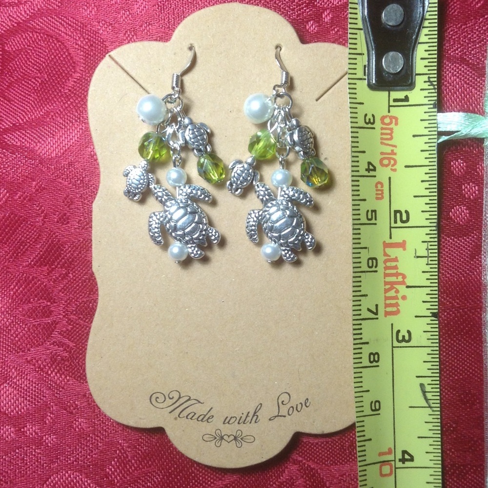 NEW hook style silver plated with green and pearl