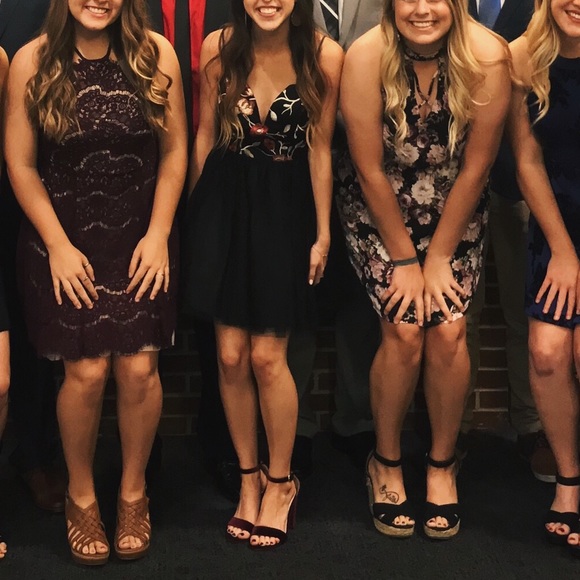 Flirty sweetheart neckline cocktail dress - Picture 5 of 6