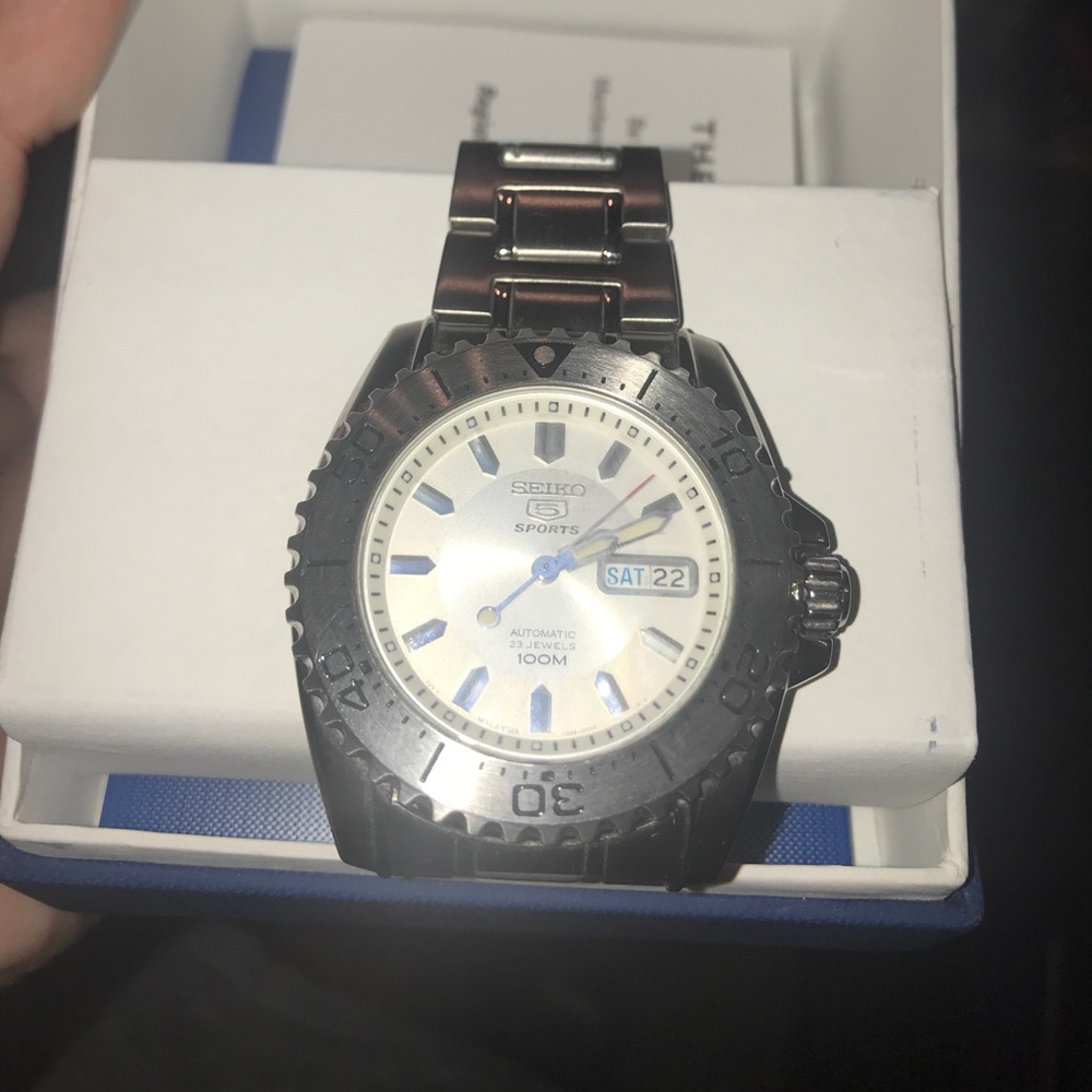 Men’s Automatic Seiko Diver’s Watch