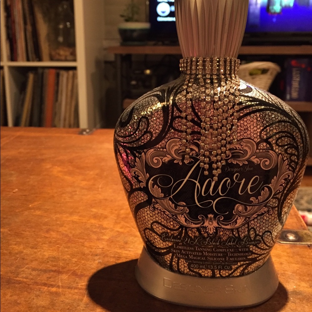 Adore me Tanning lotion
