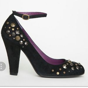 Marc Jacobs black suede studded pumps 9.5