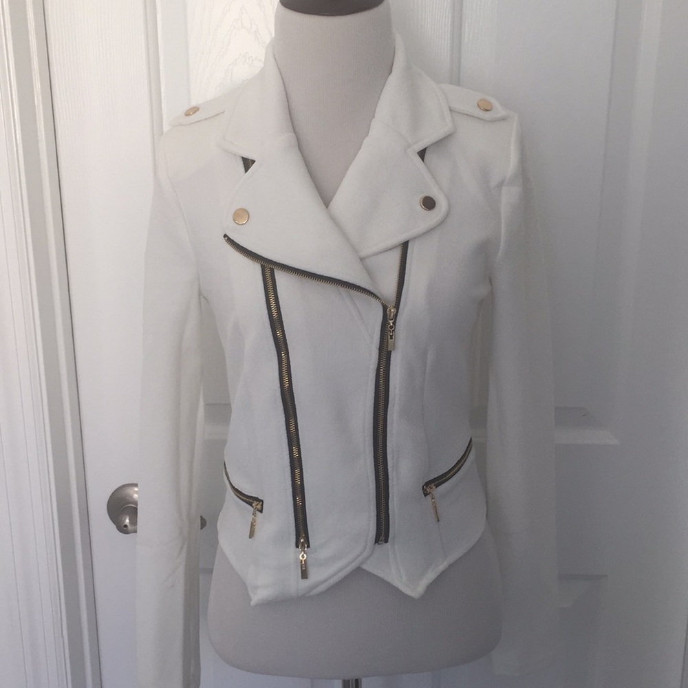 Hot! Moto Jacket in White! - Picture 2 of 6