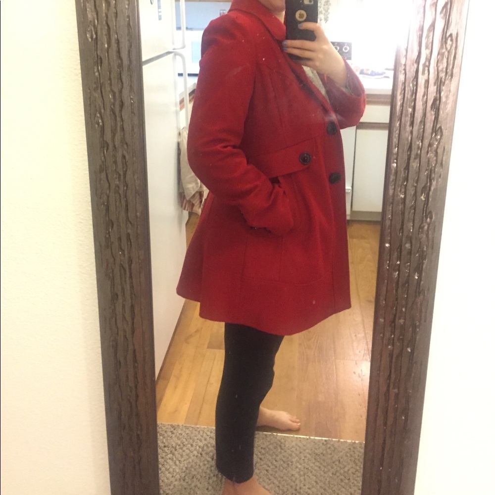 Medium red guess coat!