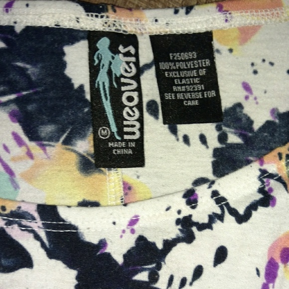 Cute Multi-colored Blouse, size mefium - Picture 2 of 2