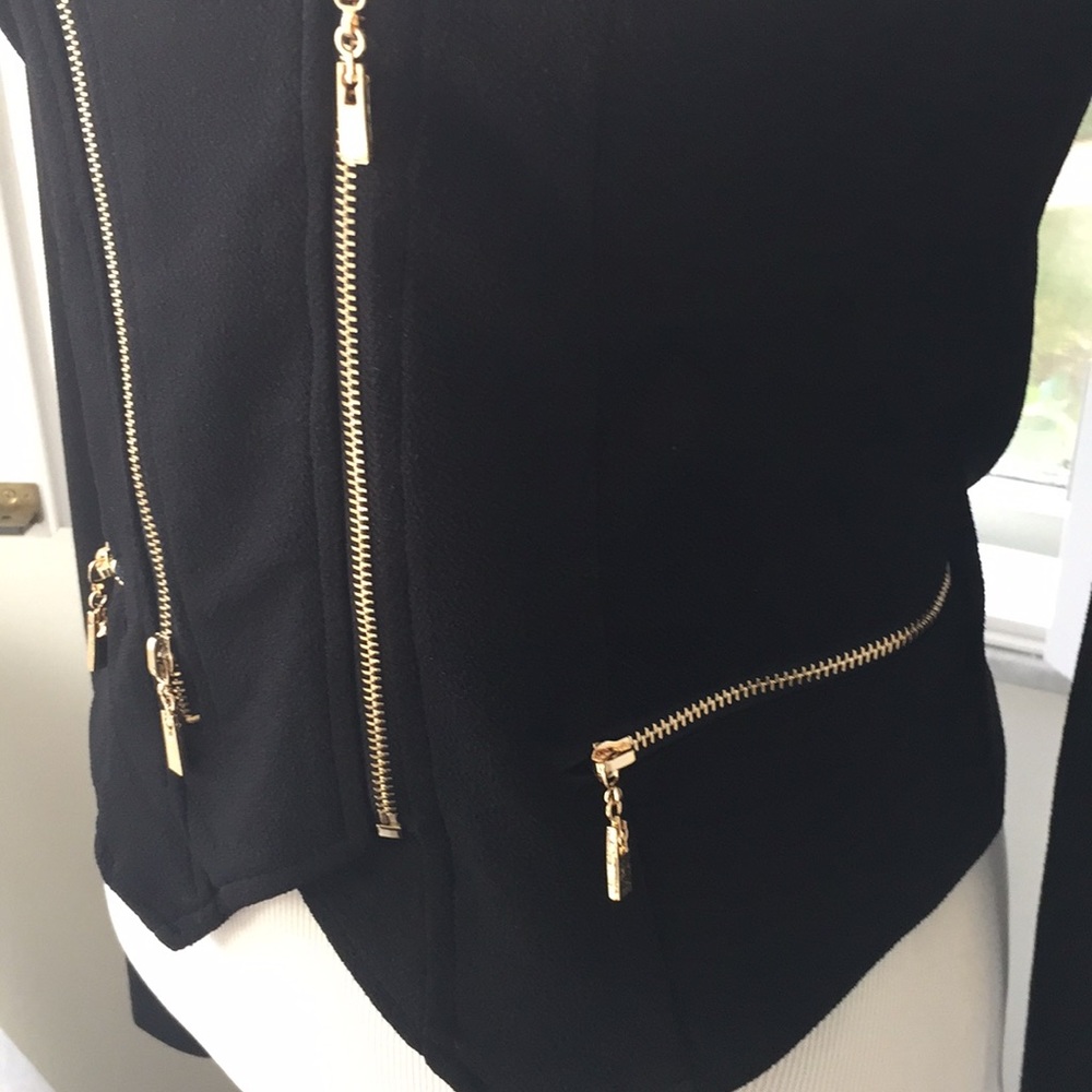 Hot! Moto Jacket in Black! - Picture 3 of 6