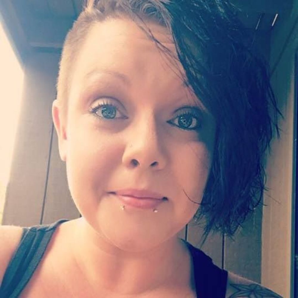 Meet your Posher, Shelly