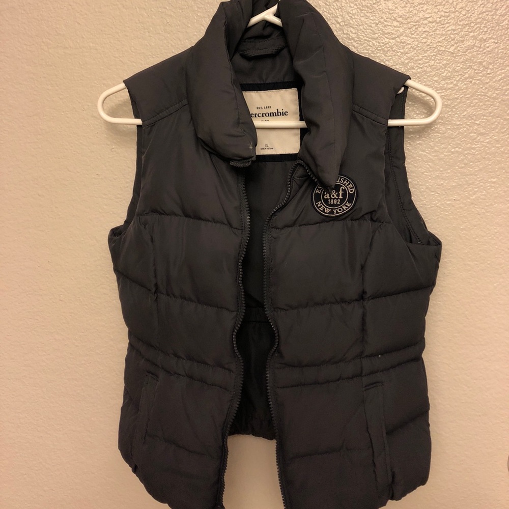 Abercrombie down vest gray
