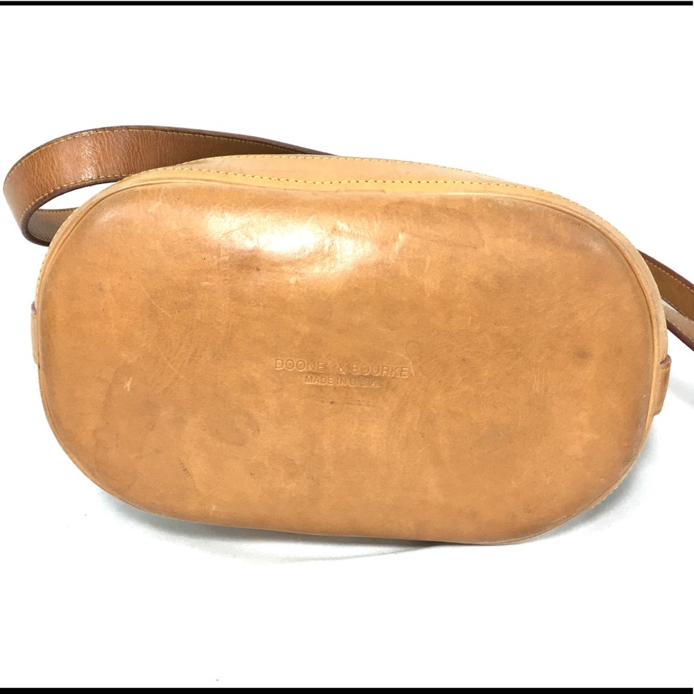 DOONEY & BOURKE Shoulder Bag - Picture 6 of 8