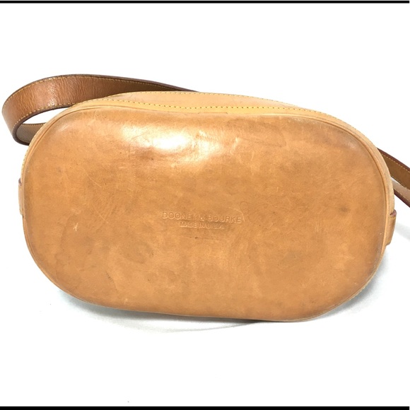 DOONEY & BOURKE Shoulder Bag - Picture 6 of 8