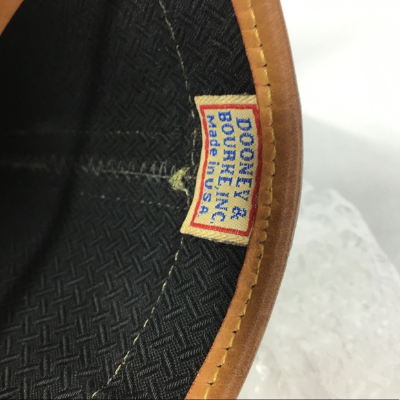 DOONEY & BOURKE Shoulder Bag - Picture 8 of 8