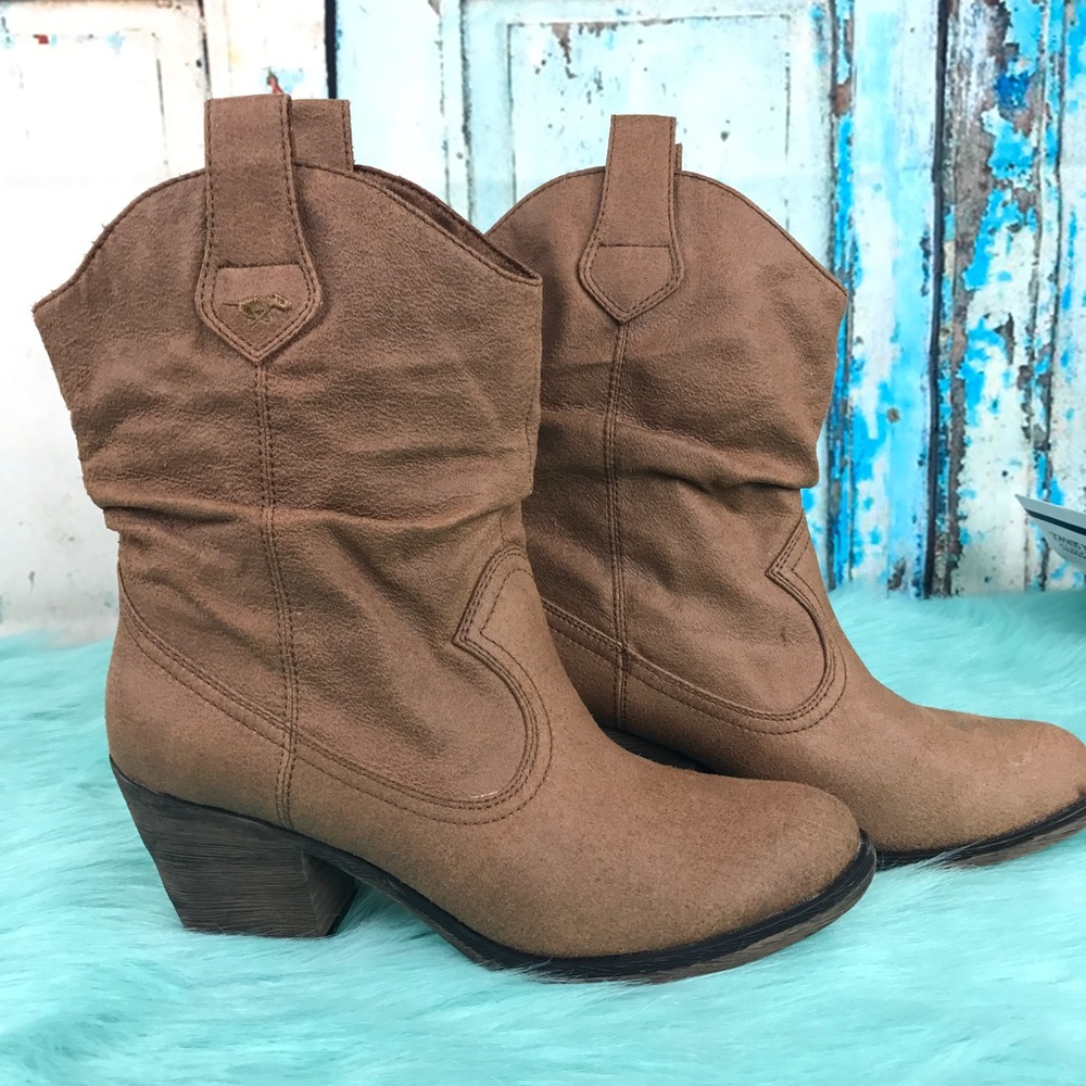 Rocket Dog Size 9 Western Boots Brown  Women