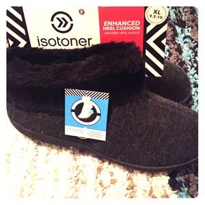 Brand New Isotoner women’s slippers XL 9.5-10