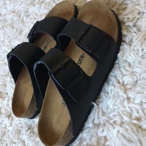 NWOT BIRKENSTOCK Arizona Soft Footbed Birko-Flor