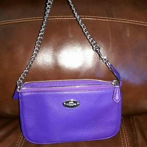 Coach Wristlet - Picture 2 of 4