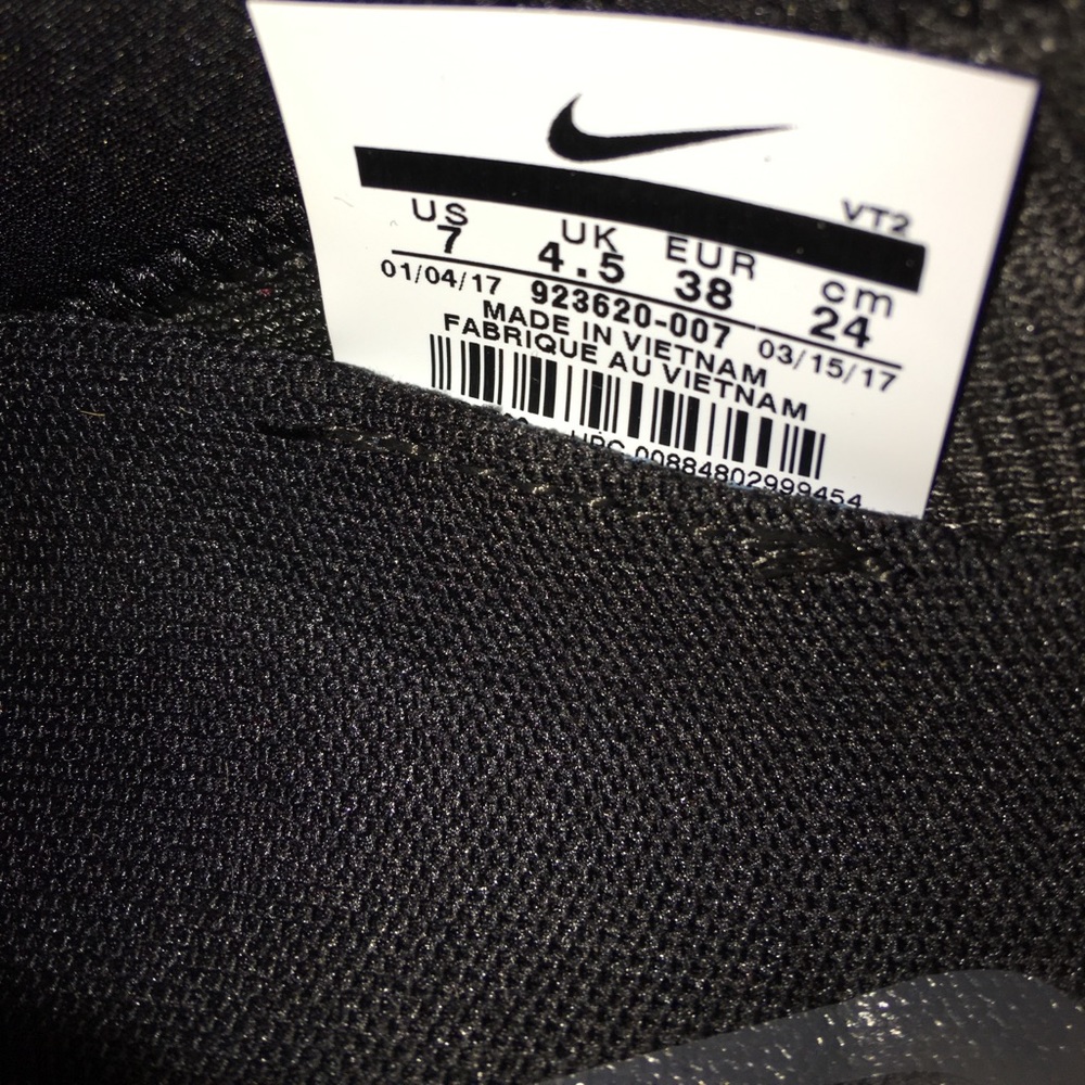 ❤️ Sale❗️ 💯 Authentic Nike Lunar Charge - Picture 7 of 8