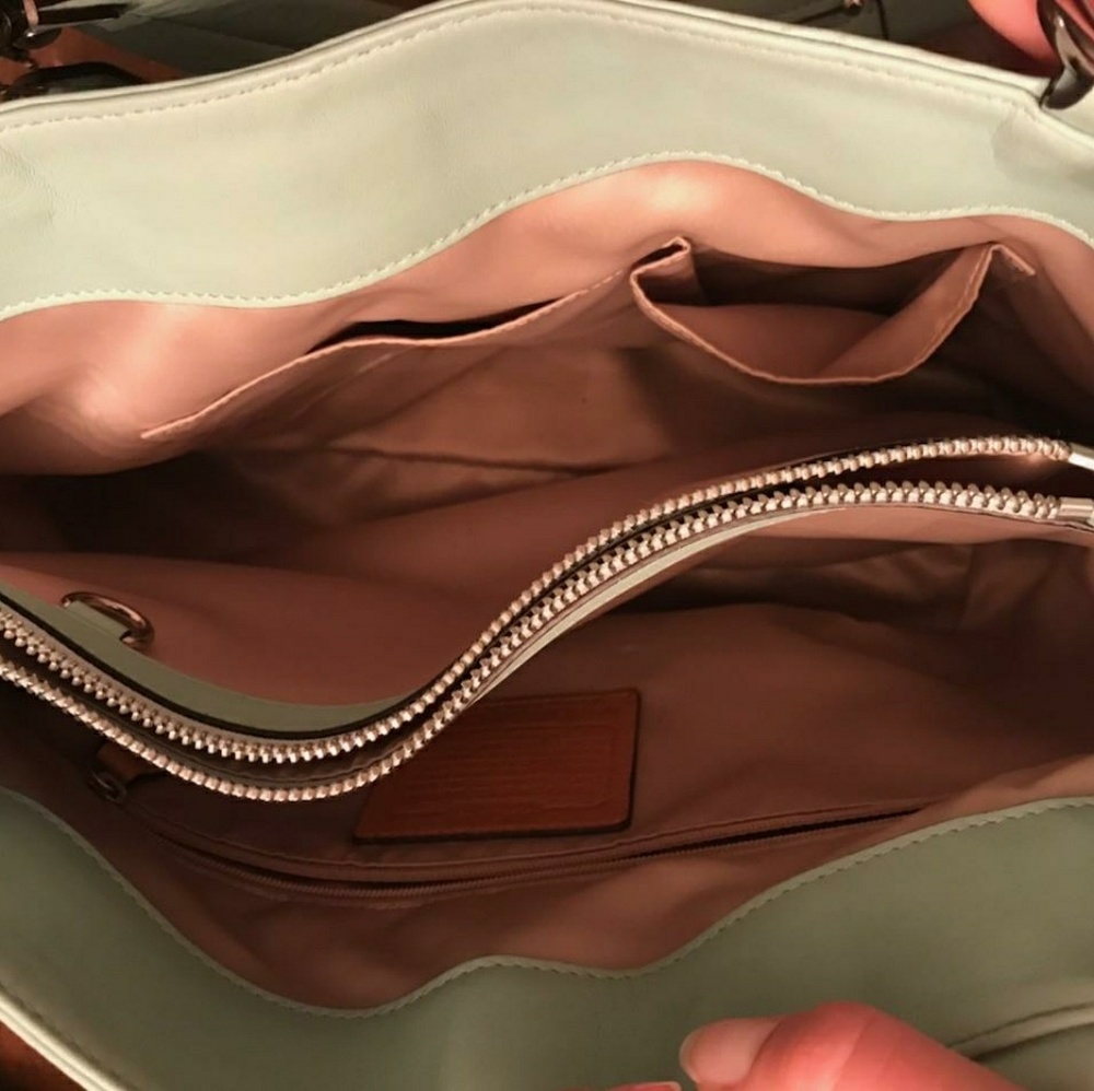 Coach bag - Picture 2 of 4