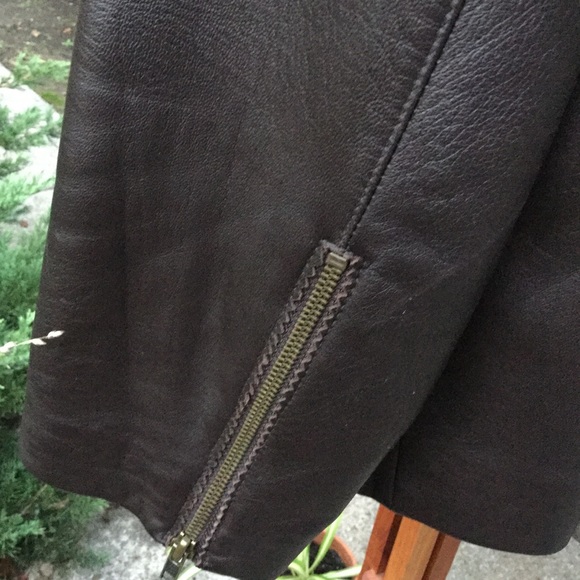 The Territory Ahead/Isabella Bird Leather Jacket - Picture 5 of 8