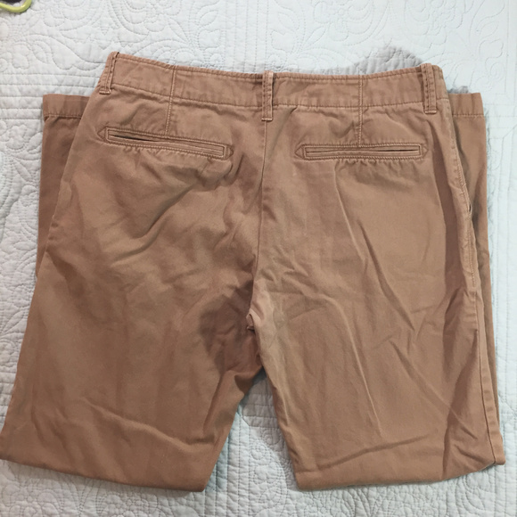 Old Navy Broken In Straight Khakis, 33x32 - Picture 4 of 5