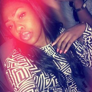 Meet your Posher, Tiera