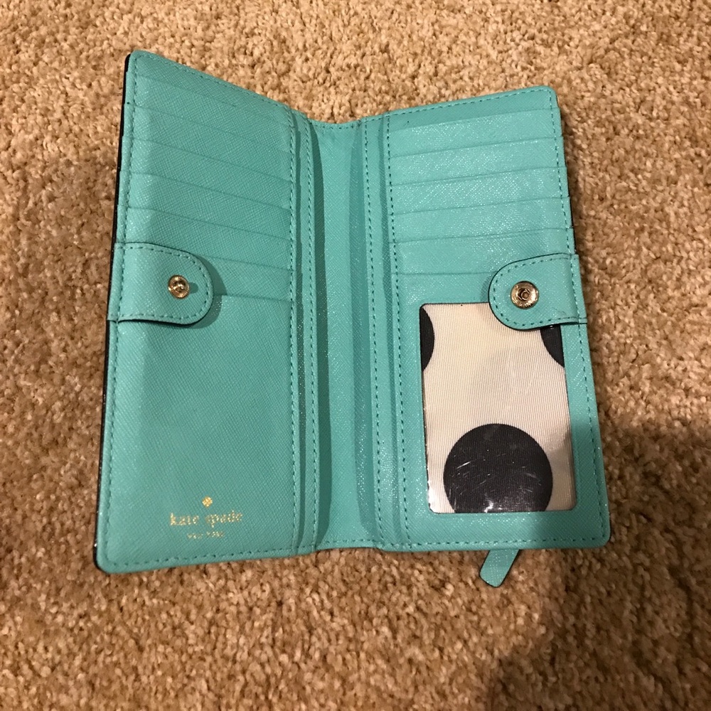 Kate Spade Wallet - Picture 3 of 3