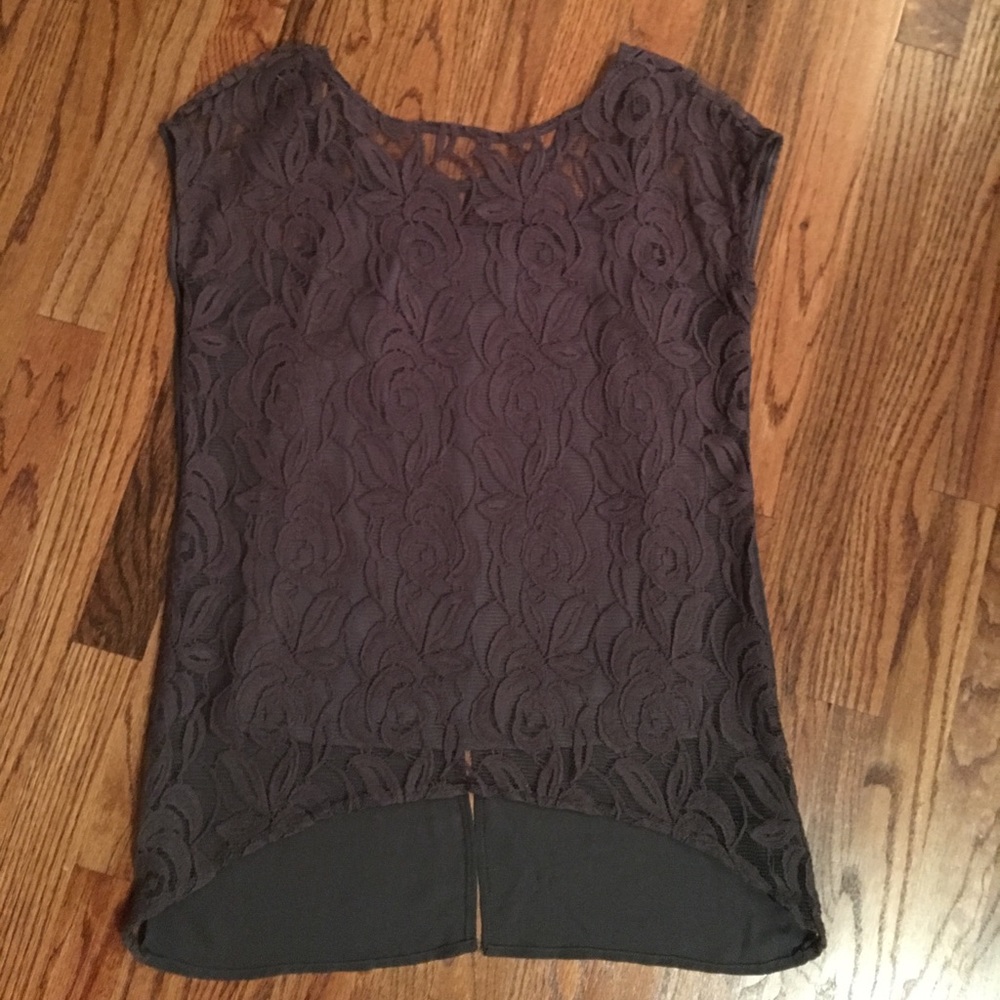 Apt 9 shirt
