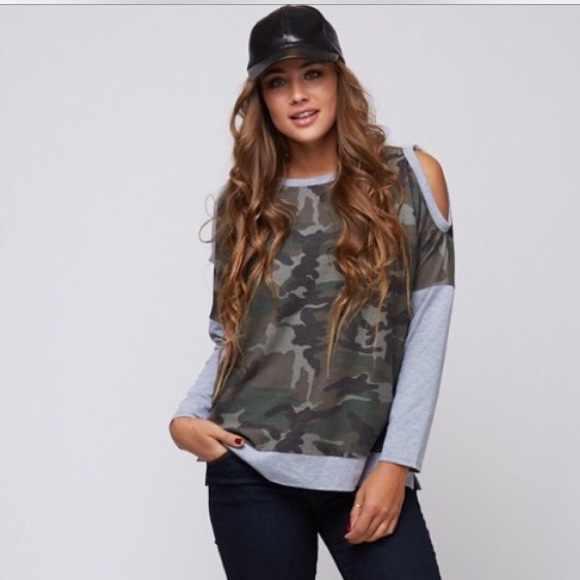 Tops - NWT Cold shoulder Camo shirt