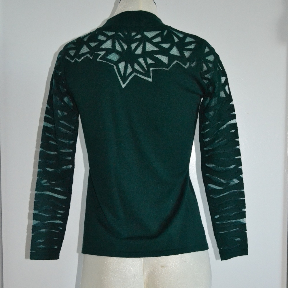 Alberto Makali green sweater