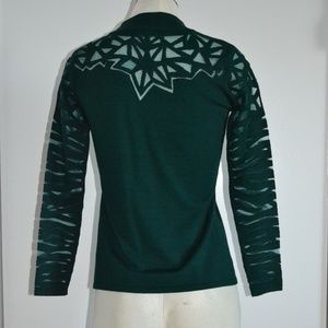 Alberto Makali green sweater