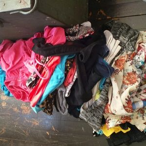 Lot of Large tops and bottoms