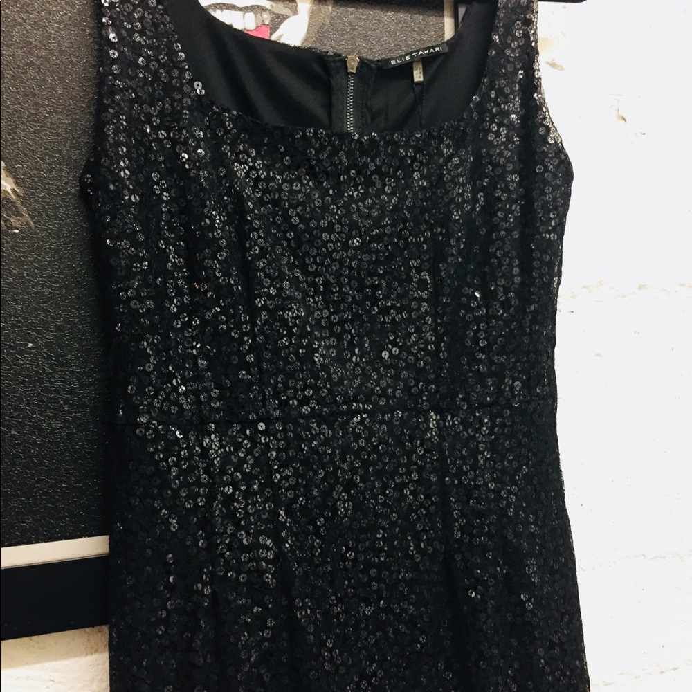 Dress - Picture 2 of 4