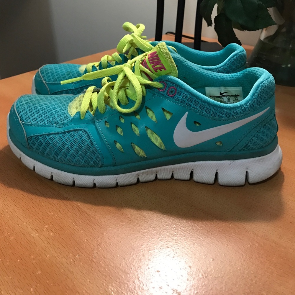 Nike Flex Run Gym Shoes