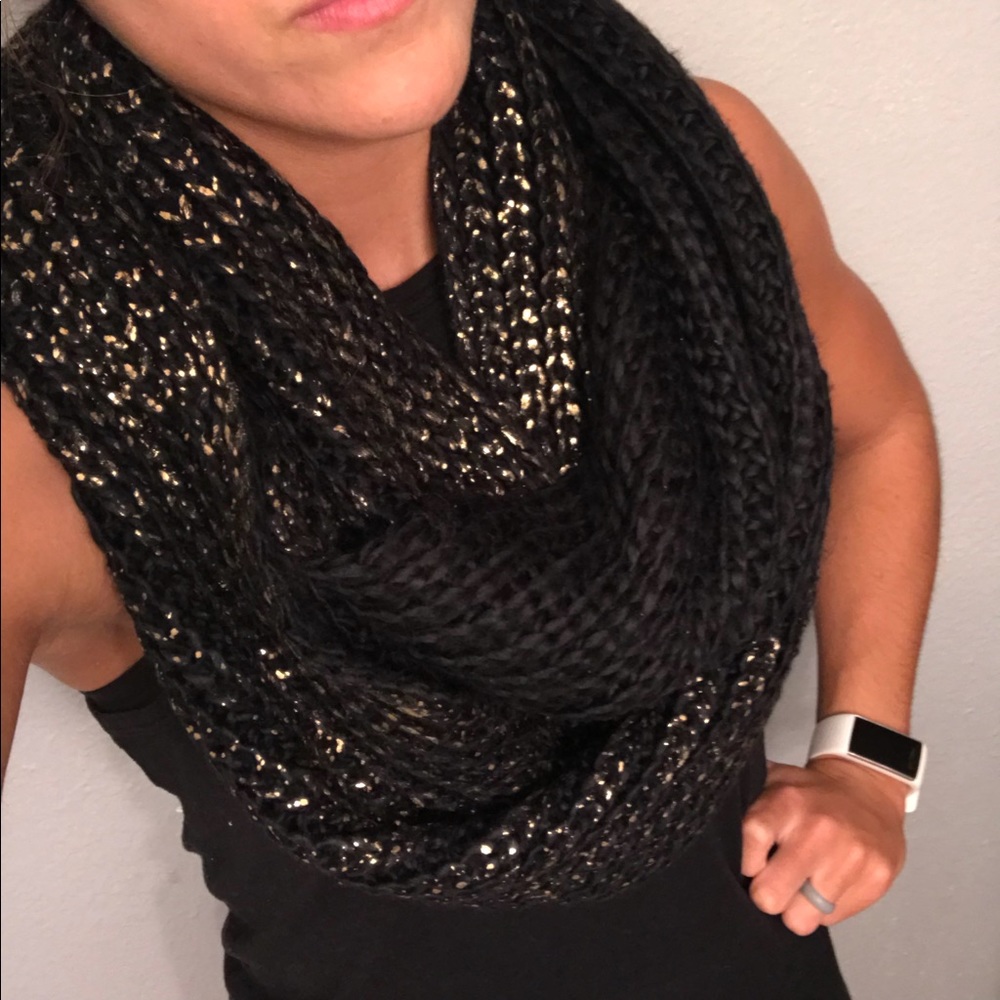 Black and gold thick infinity scarf