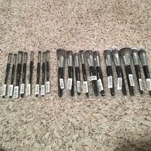 Brand new, never used Morphe face and eye brushes.