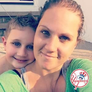 Meet your Posher, Elizabeth