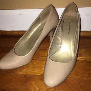 Bandolino Nude High Heels
