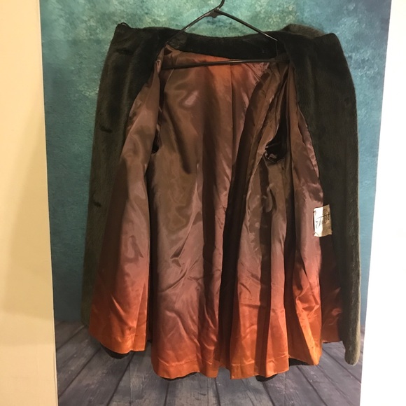 Beautiful black fur coat tailored by Dell Mann - Picture 5 of 5