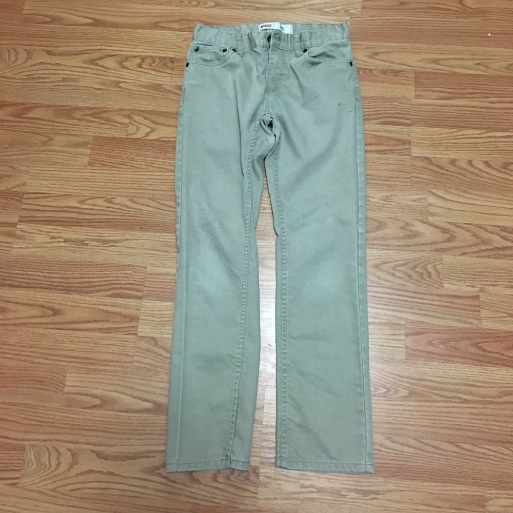 100% Authentic Levis. Size: 14 Regular. Waste: 27.