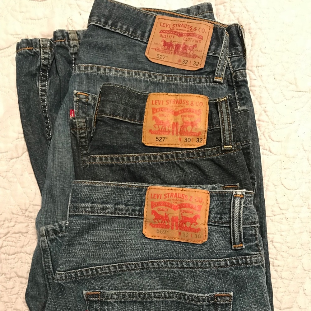 Men’s Medium Shirts, Sweaters, Shorts & Levi Jeans